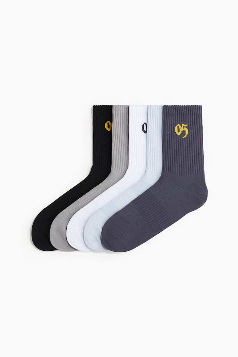 Kit com 5 Pares de Meias Esportivas DryMove™