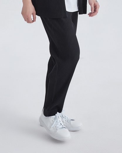 Wearing Ribbed Cotton Pantalon