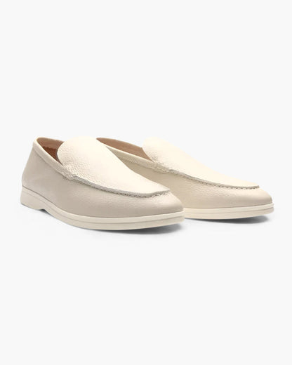 Wearing Men Cowhide Leather Loafers