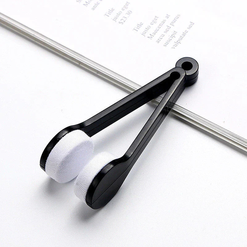 2-in-1 Microfiber Glasses Cleaning Brush