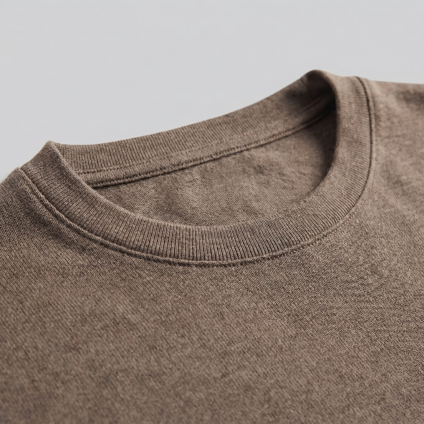 Men's Long-Sleeved Crew Neck Sweater