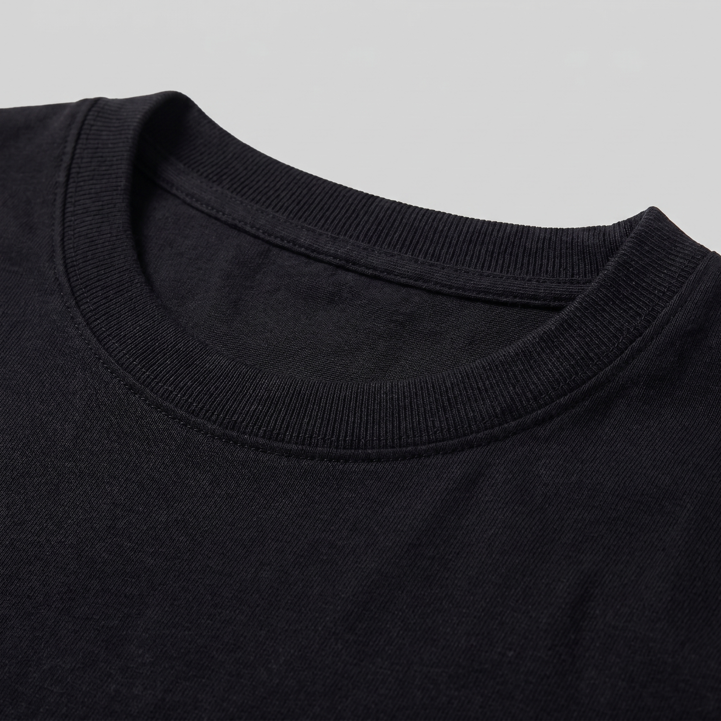 Men's Long-Sleeved Crew Neck Sweater